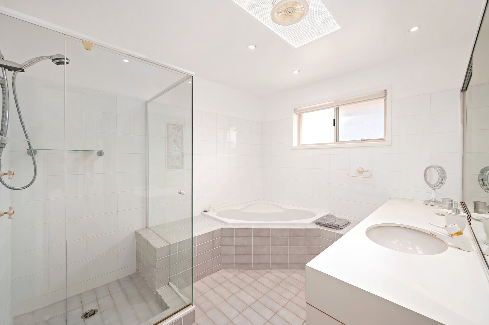 60 Randall Drive SALAMANDER BAY 23