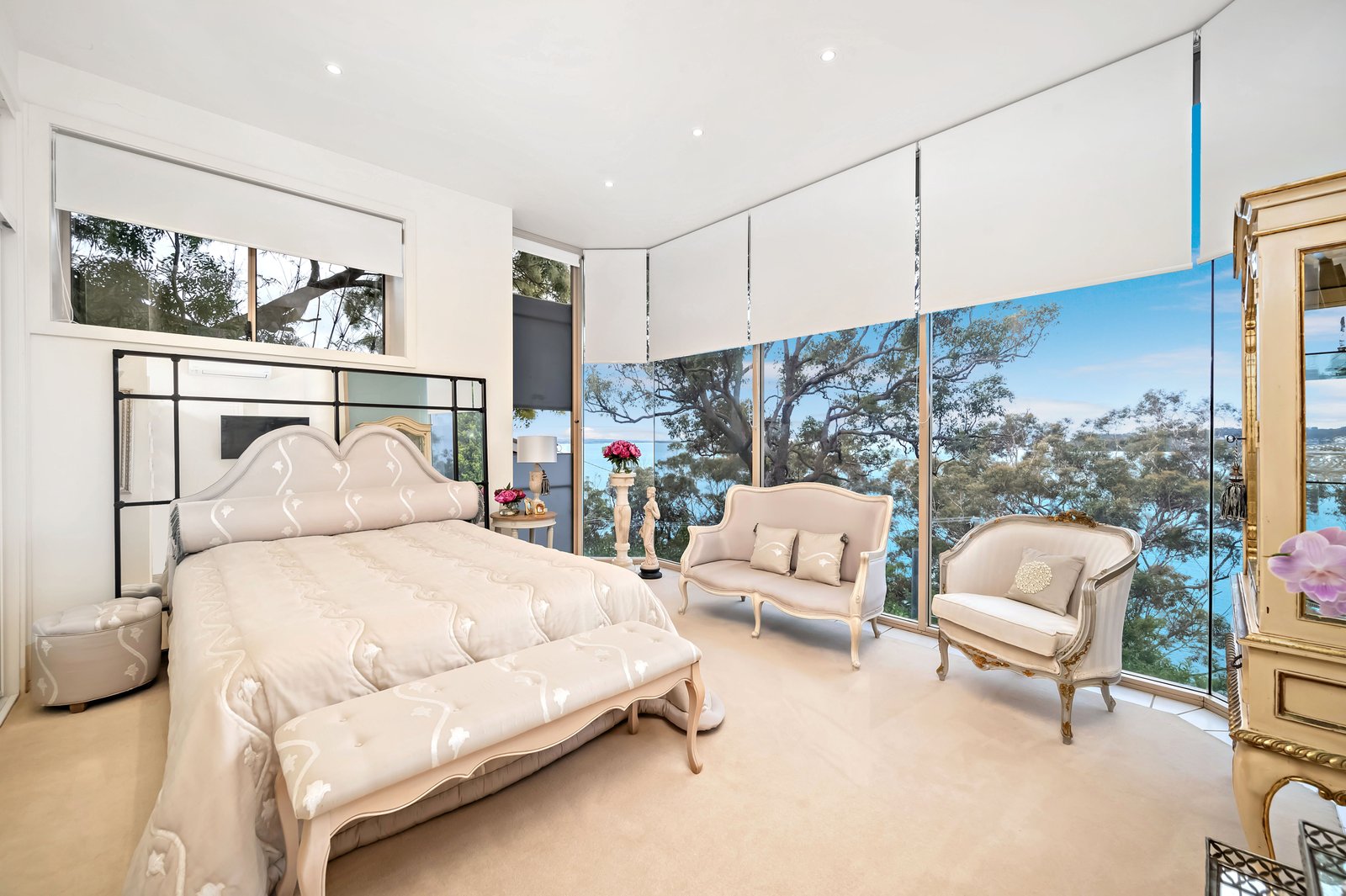 60 Randall Drive SALAMANDER BAY 28