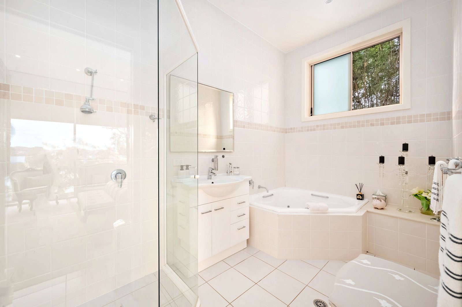 60 Randall Drive SALAMANDER BAY 29