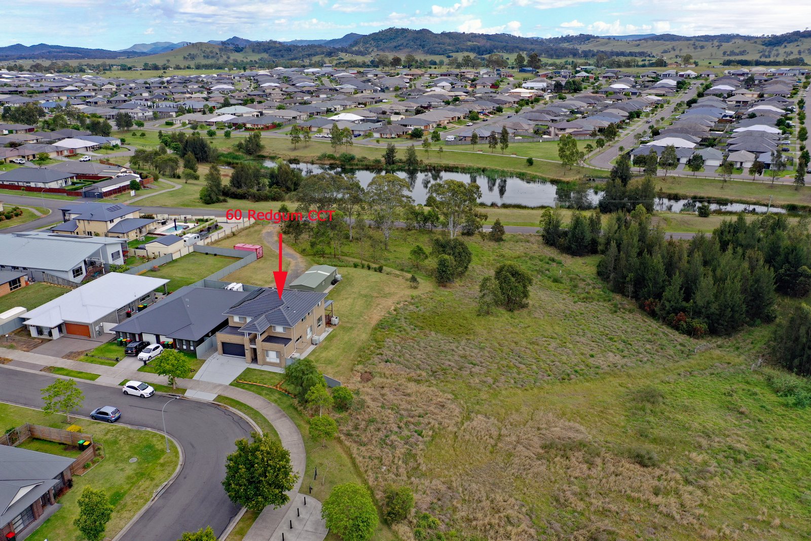 60 Redgum Circuit ABERGLASSLYN 3