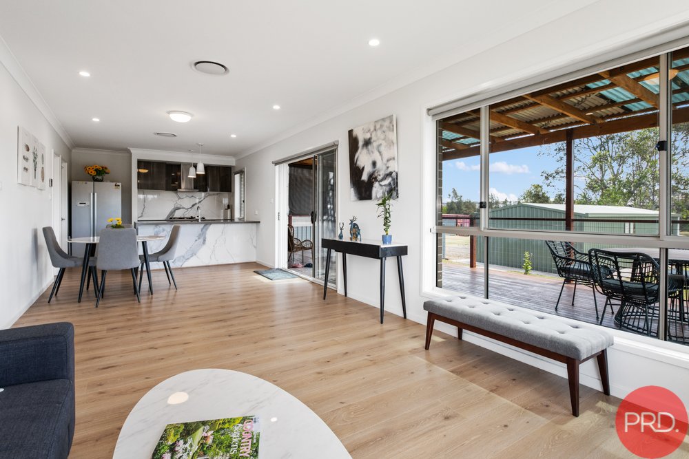 60 Redgum Circuit ABERGLASSLYN 5