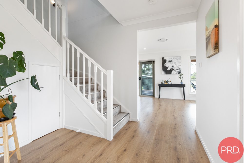 60 Redgum Circuit ABERGLASSLYN 13