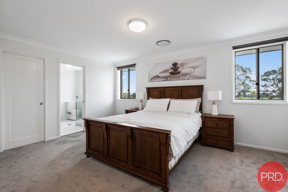 60 Redgum Circuit ABERGLASSLYN 16