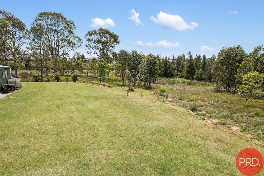 60 Redgum Circuit ABERGLASSLYN 32