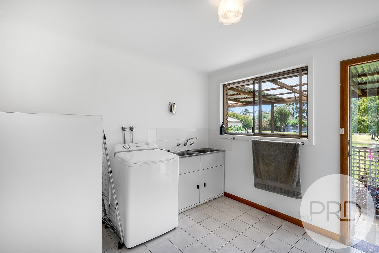 60 Roaring Beach Road SOUTH ARM 16