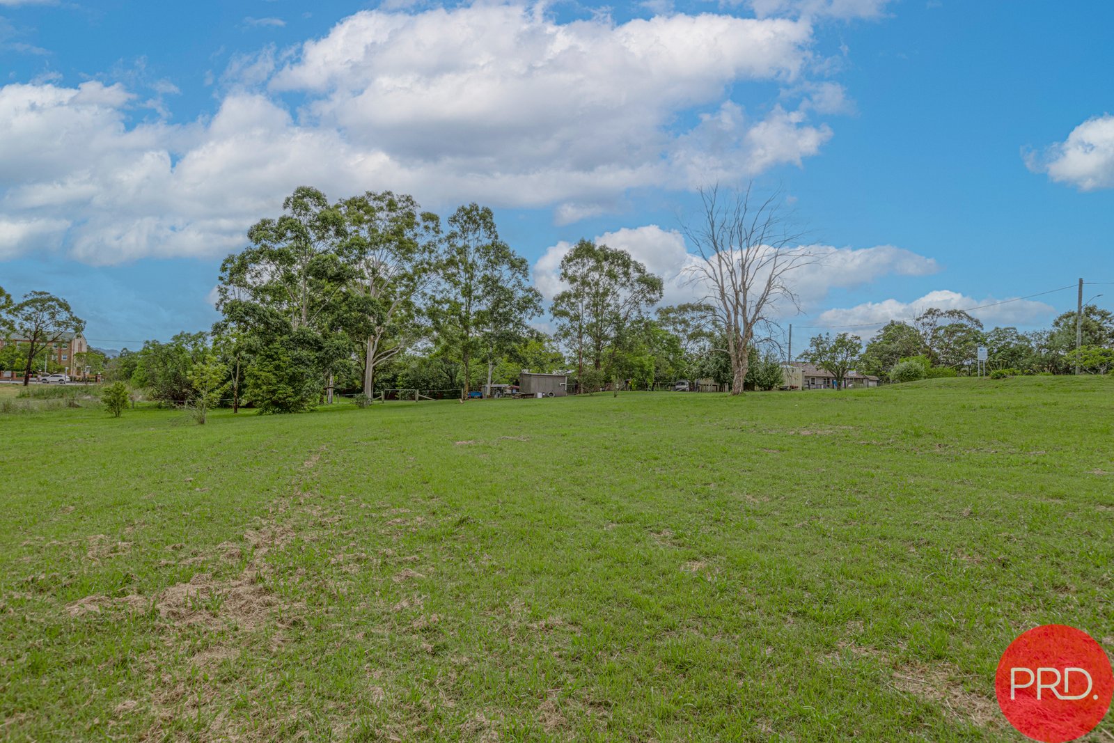 60 Robert Road LOCHINVAR 33