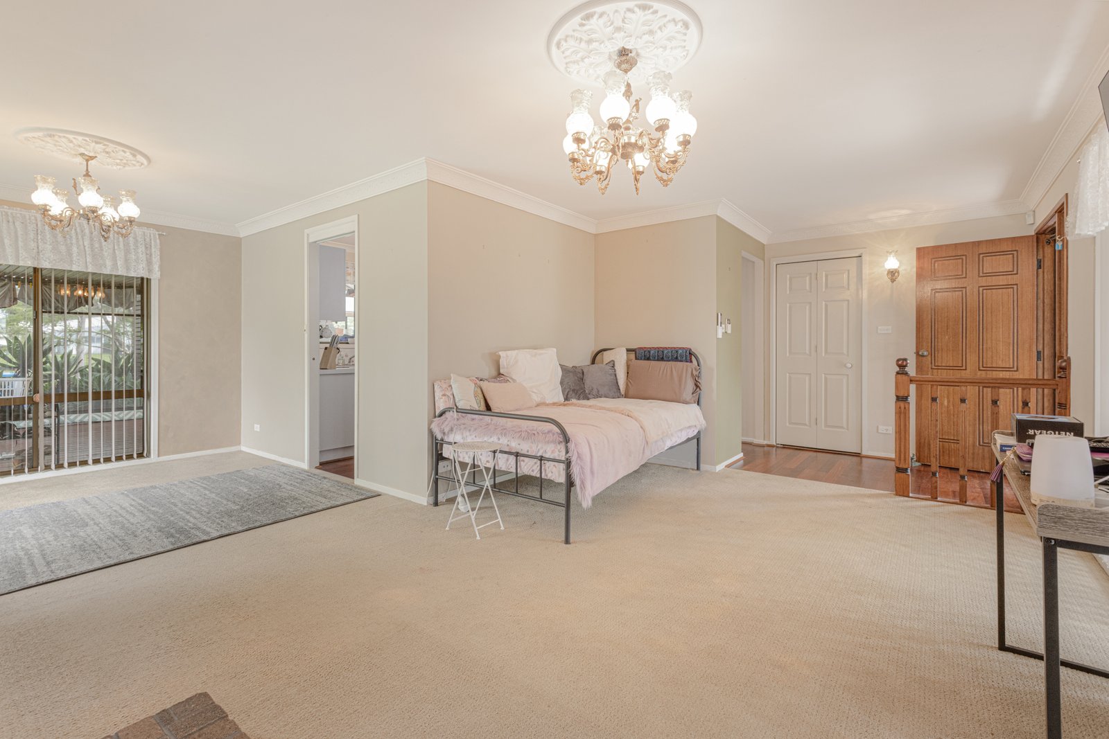 60 Robert Road LOCHINVAR 6