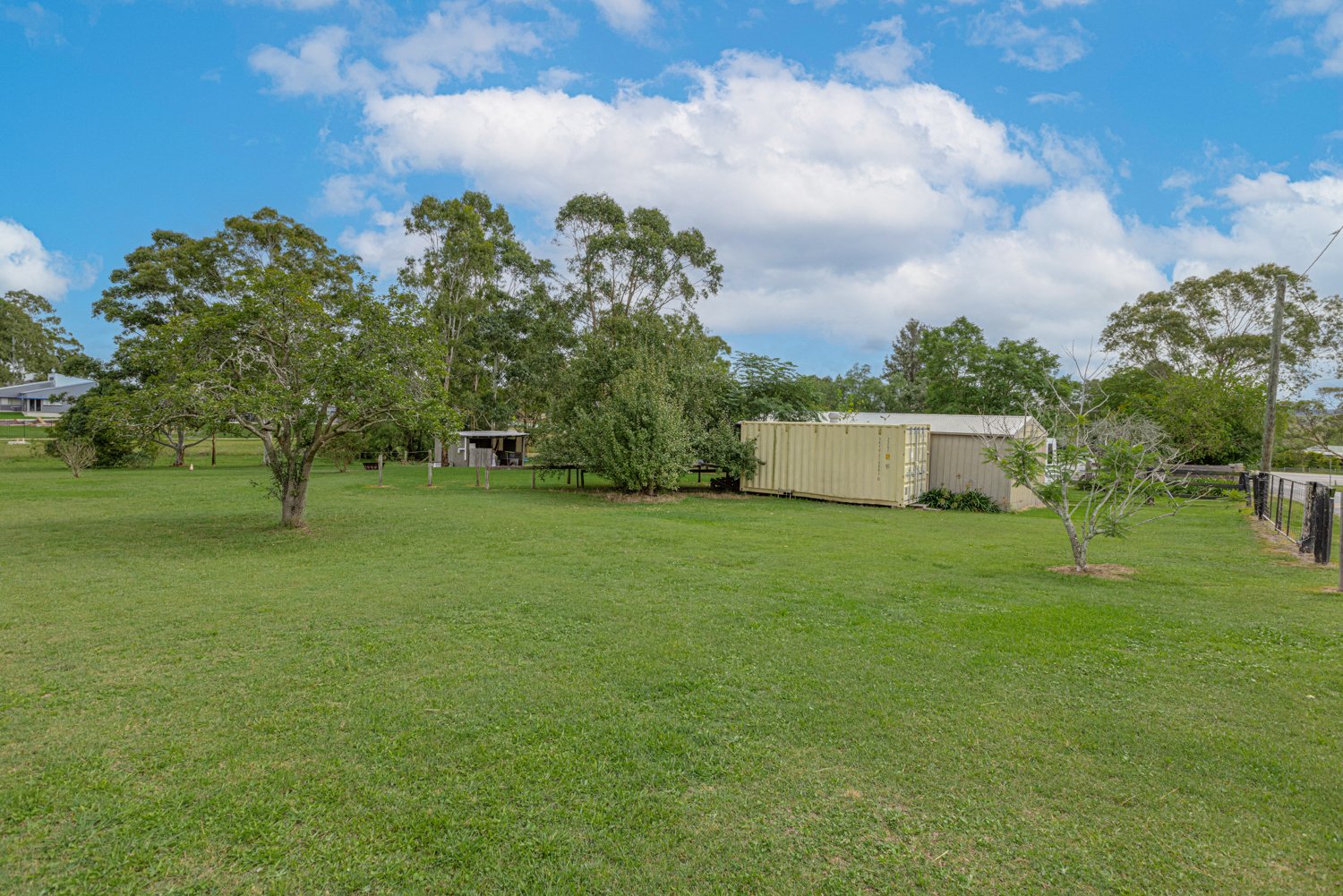 60 Robert Road LOCHINVAR 7