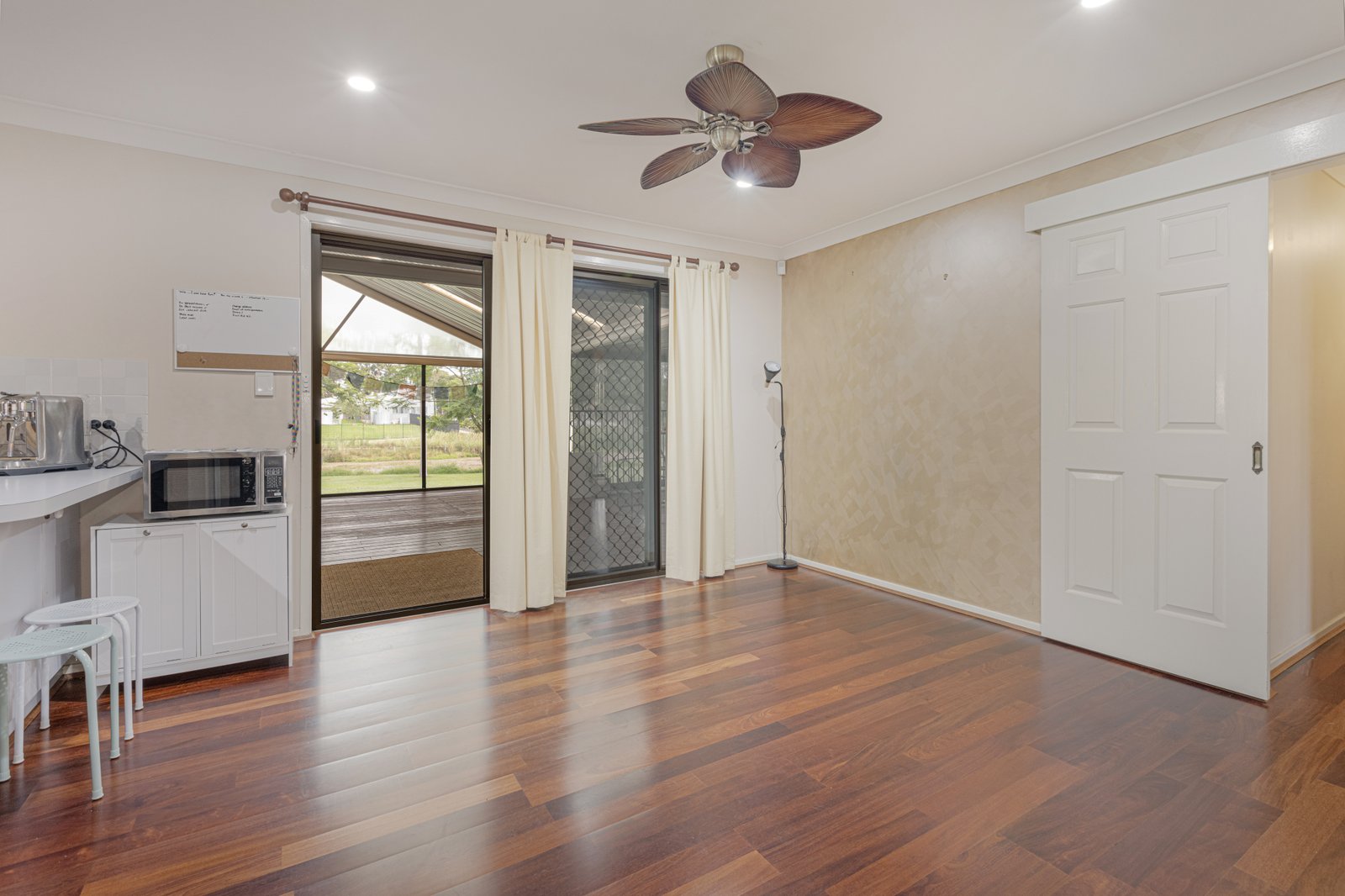 60 Robert Road LOCHINVAR 8