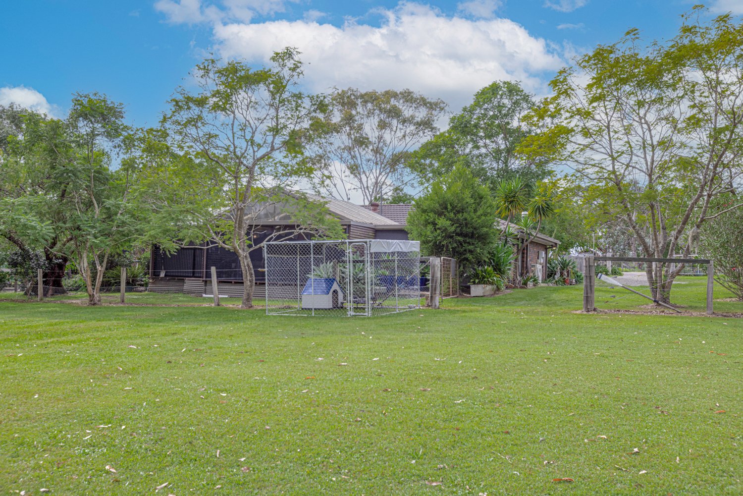 60 Robert Road LOCHINVAR 23