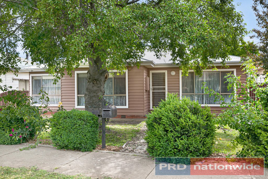 60 Rowlands Street SEBASTOPOL 2