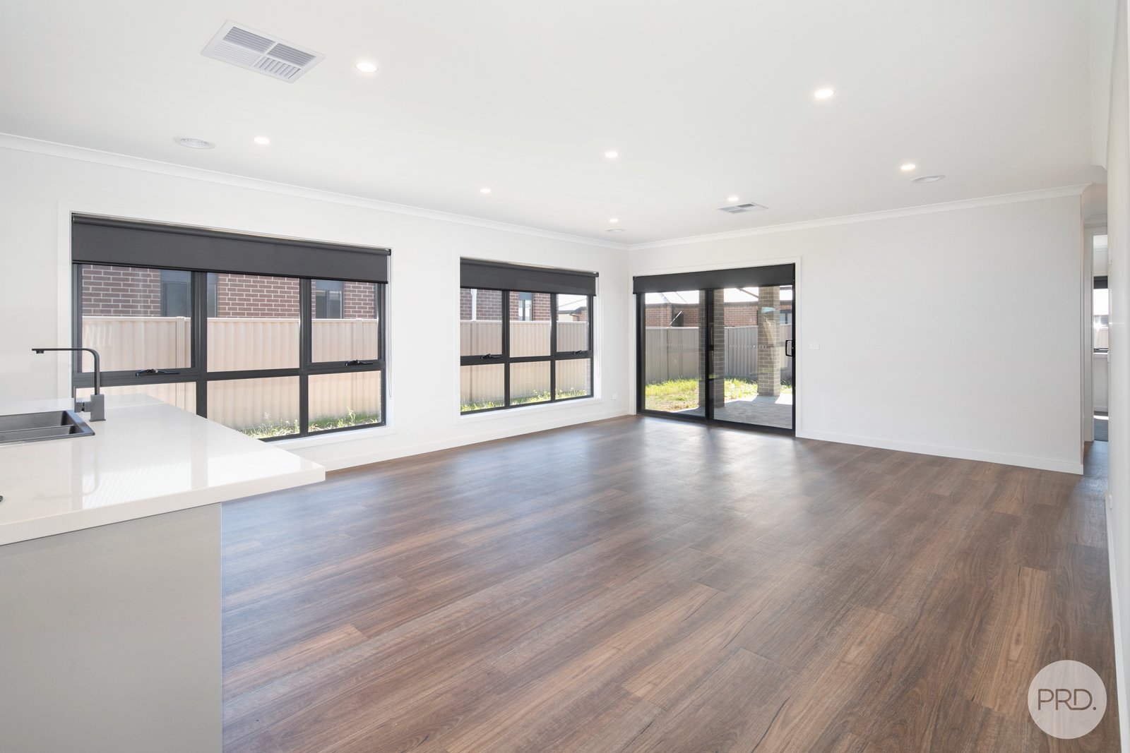 60 Royal York Road WINTER VALLEY 7