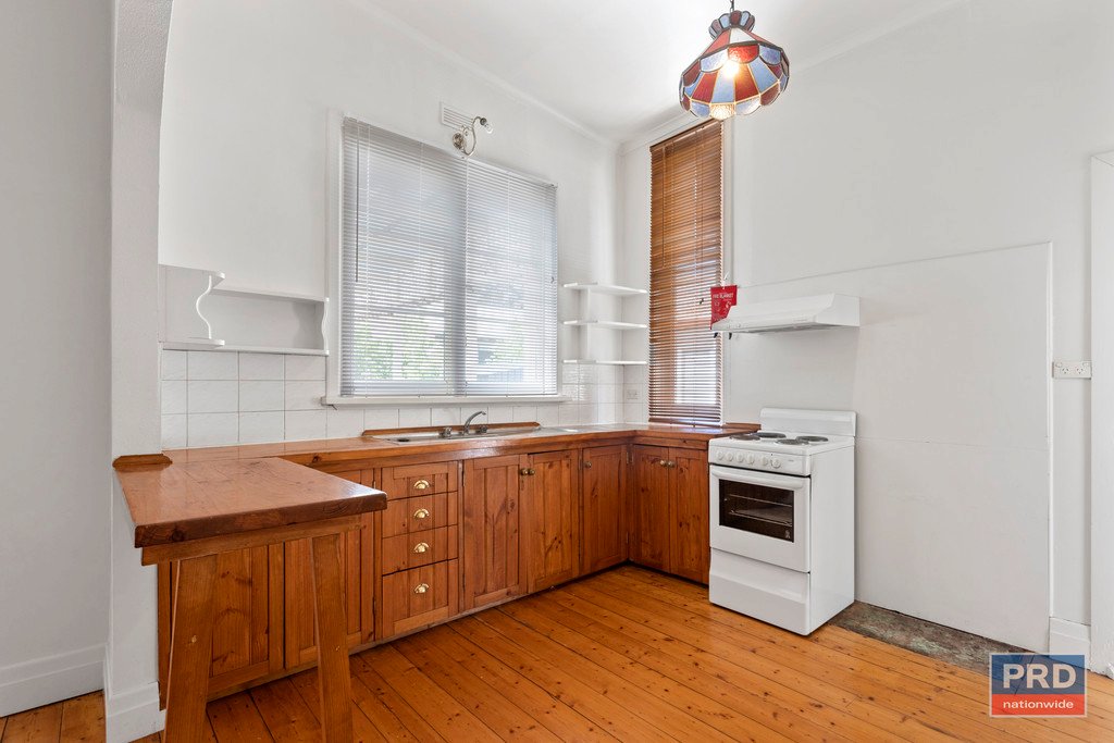 60 Russell Street QUARRY HILL 5