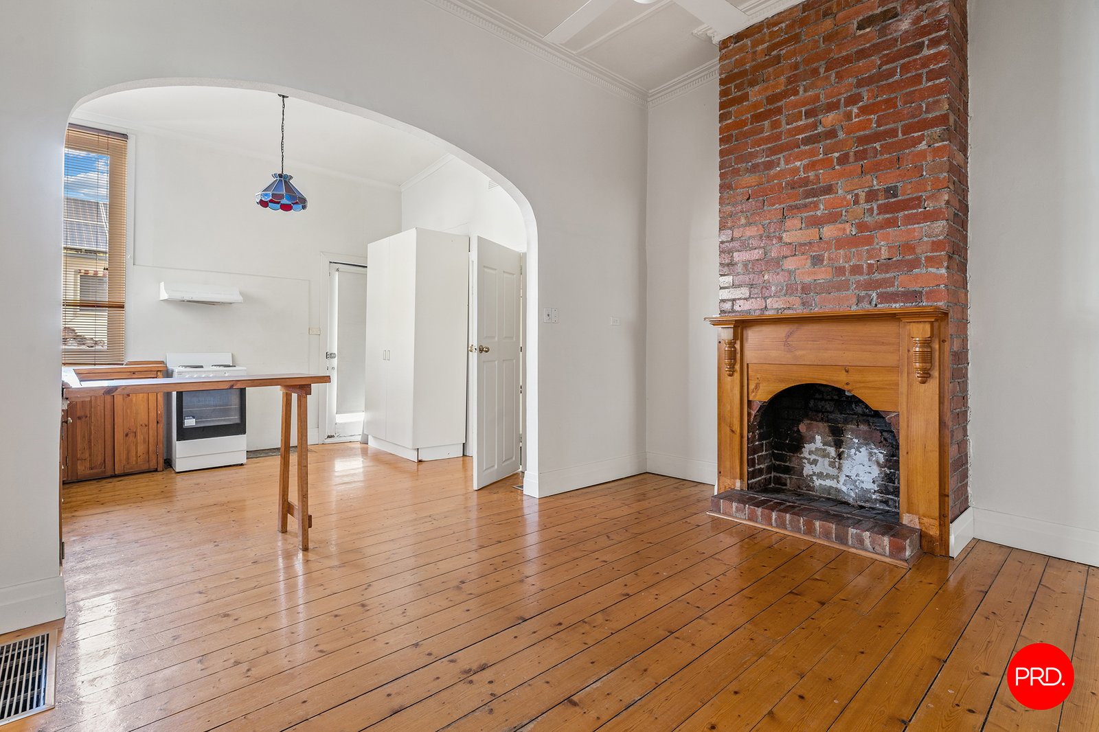 60 Russell Street QUARRY HILL 7