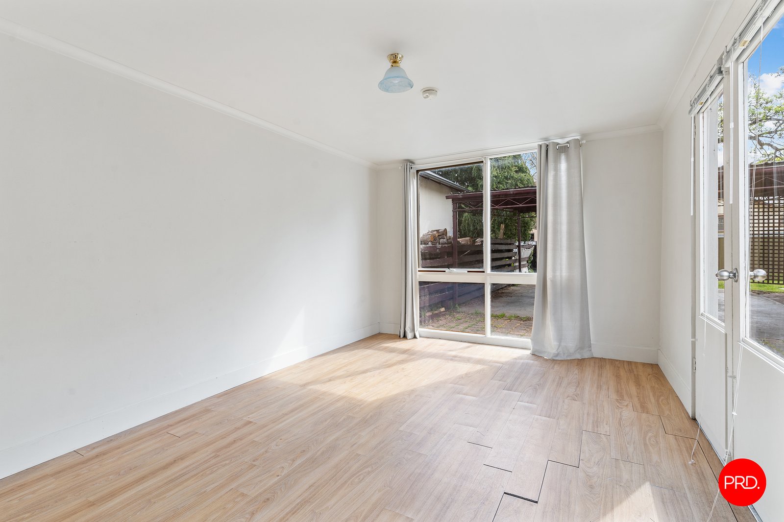60 Russell Street QUARRY HILL 17