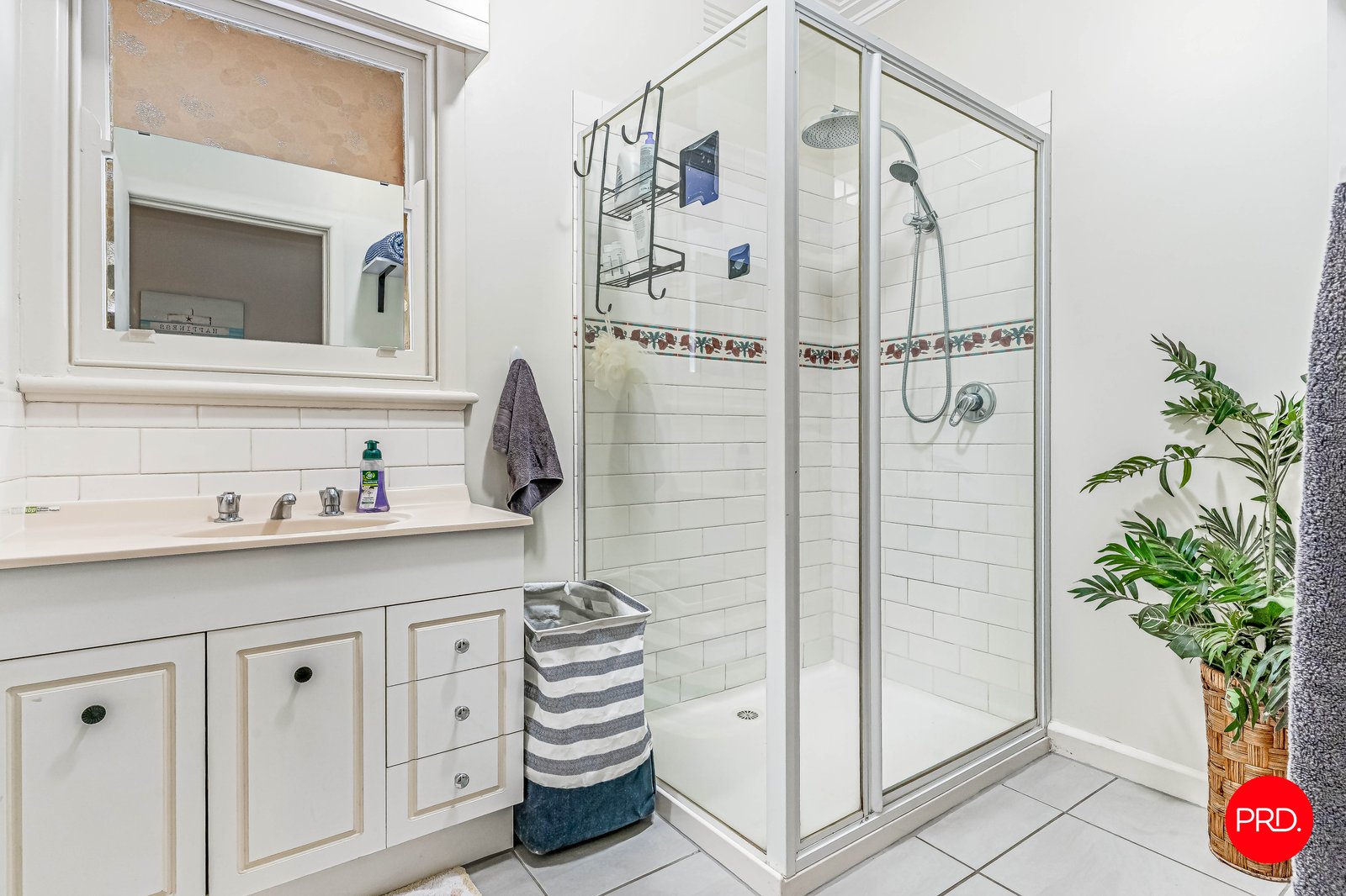 60 Specimen Hill Road GOLDEN SQUARE 7