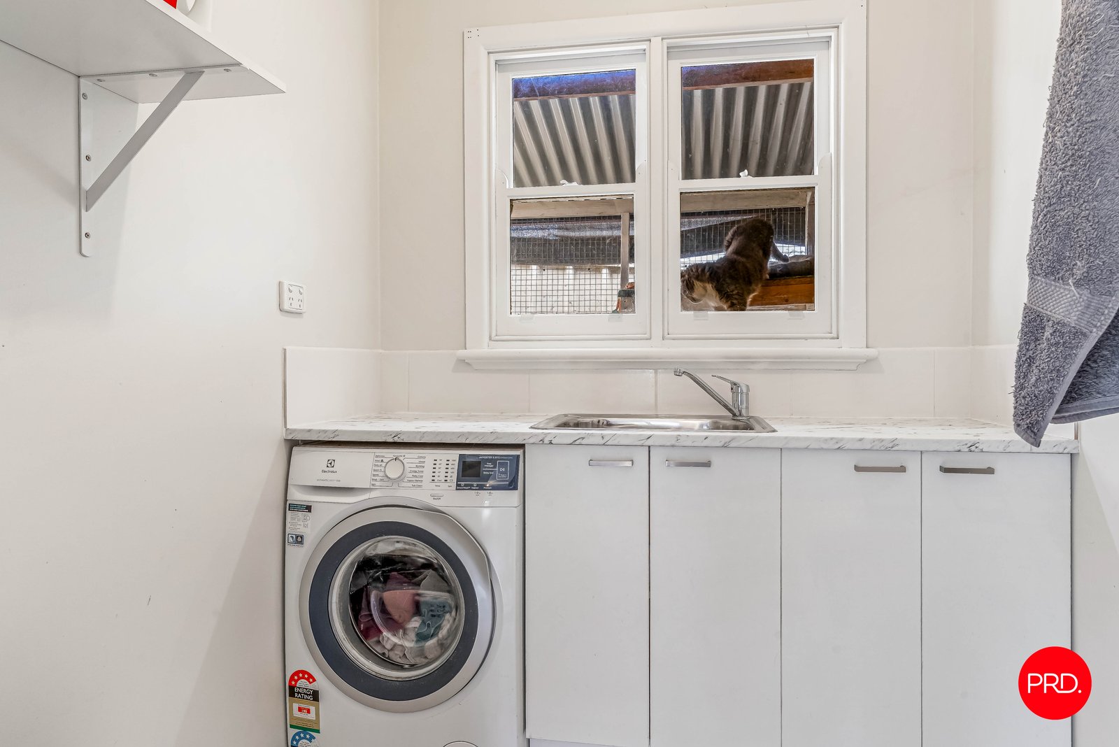 60 Specimen Hill Road GOLDEN SQUARE 8