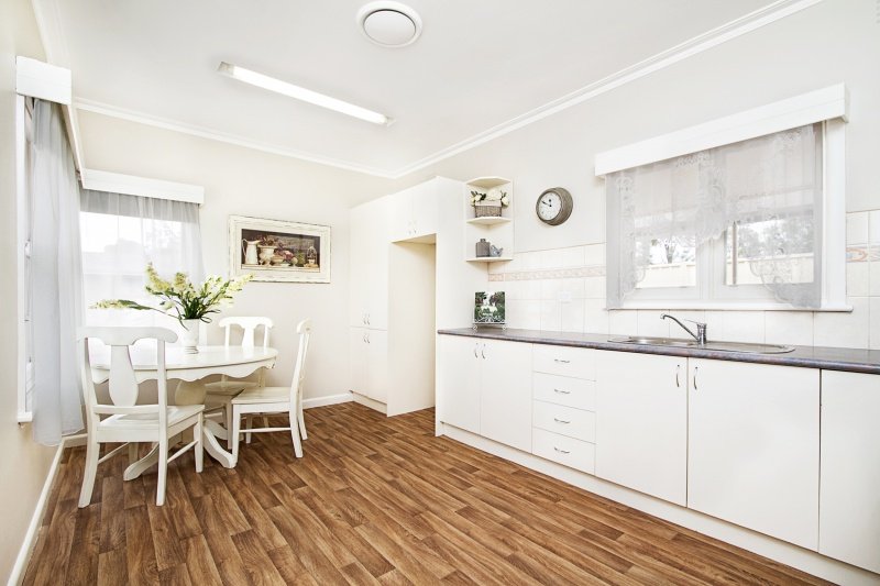 60 Specimen Hill Road GOLDEN SQUARE 3