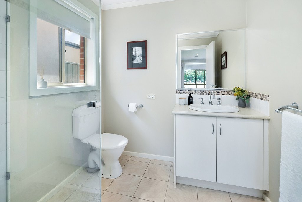 60 Stirling Drive LAKE GARDENS 6