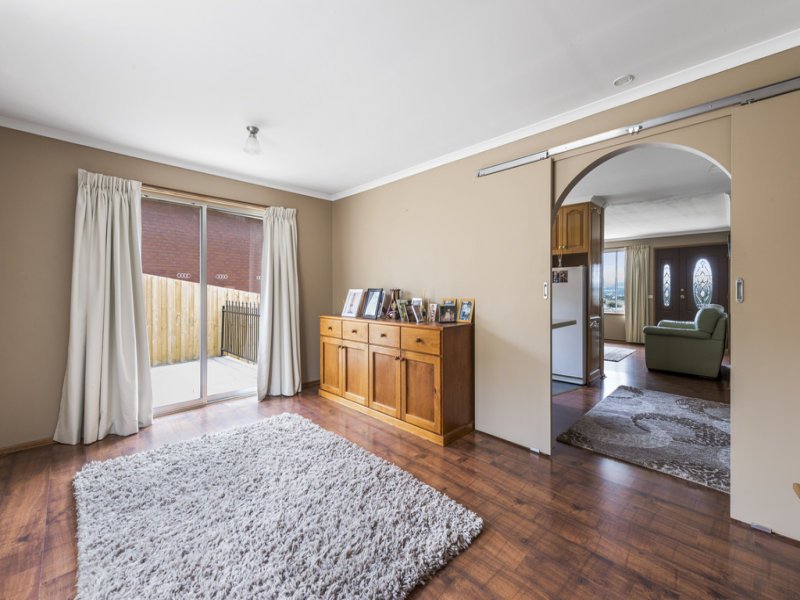 60 Sunshine Road AUSTINS FERRY 6