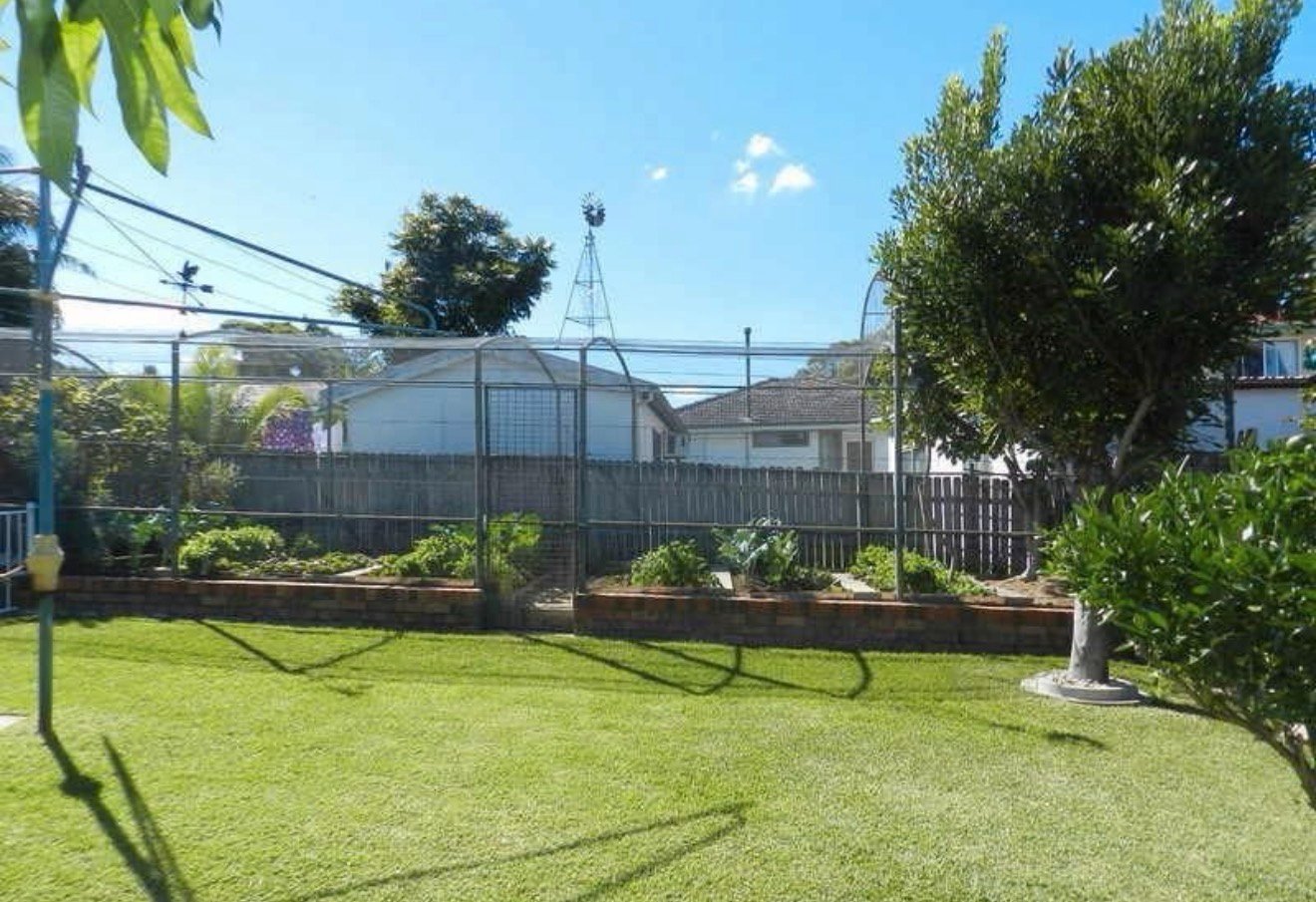 60 Townview Road MOUNT PRITCHARD 13
