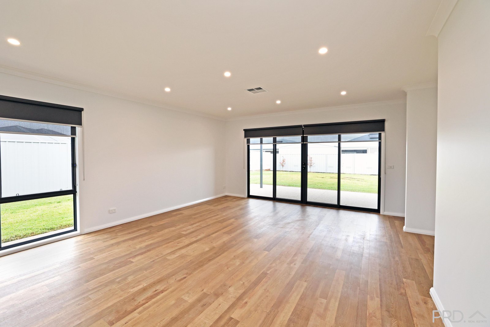 60 Verdi Boulevard IRYMPLE 15