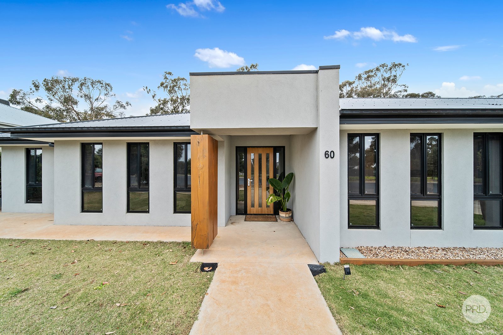 60 Waratah Road HUNTLY 2