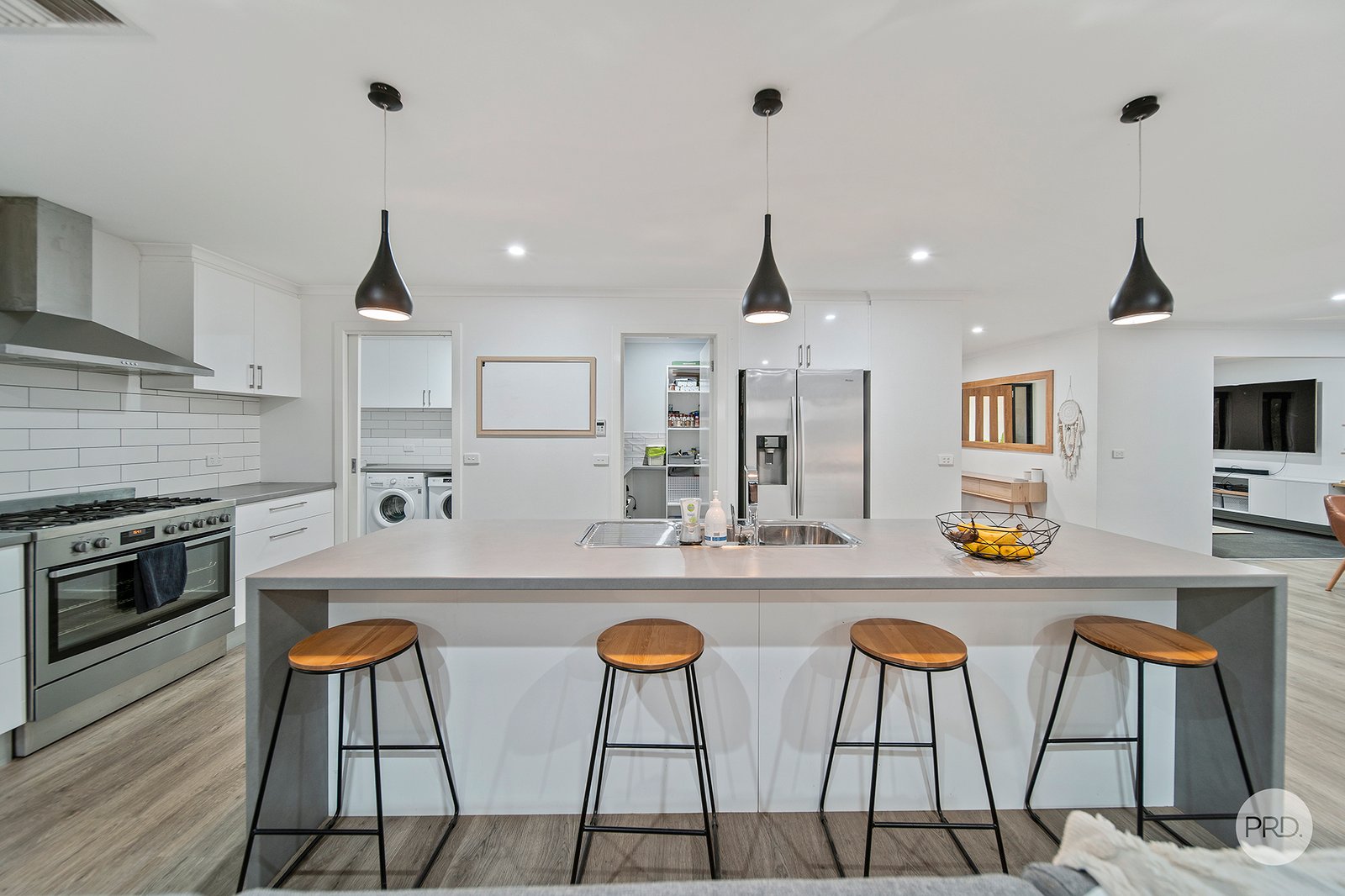 60 Waratah Road HUNTLY 9