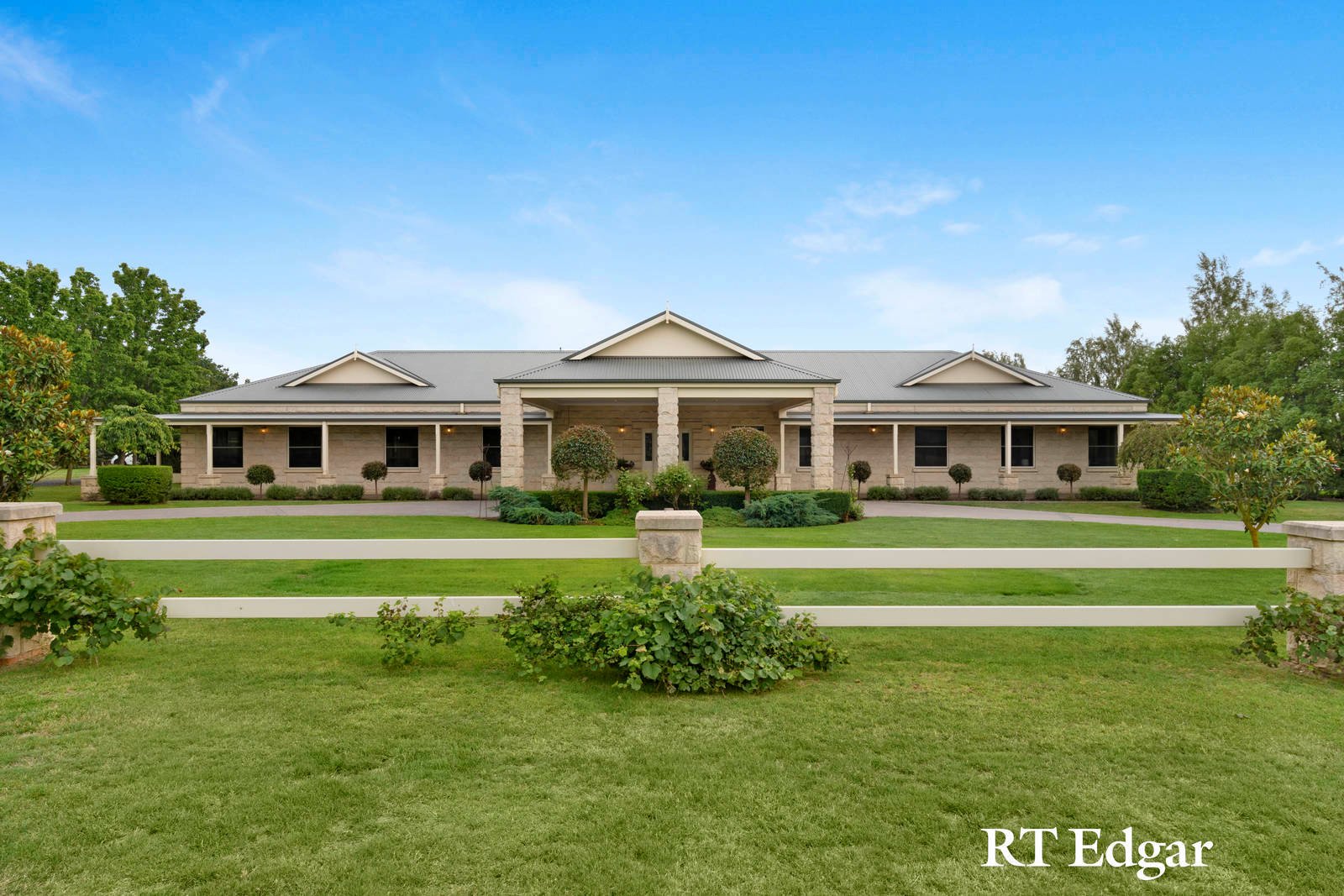 Real Estate and Property in 60 Willowbank Road, Gisborne, VIC