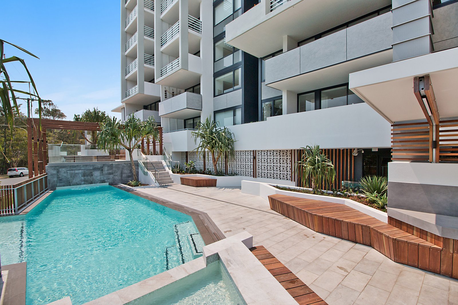 601/13-15 Haig Street COOLANGATTA 3