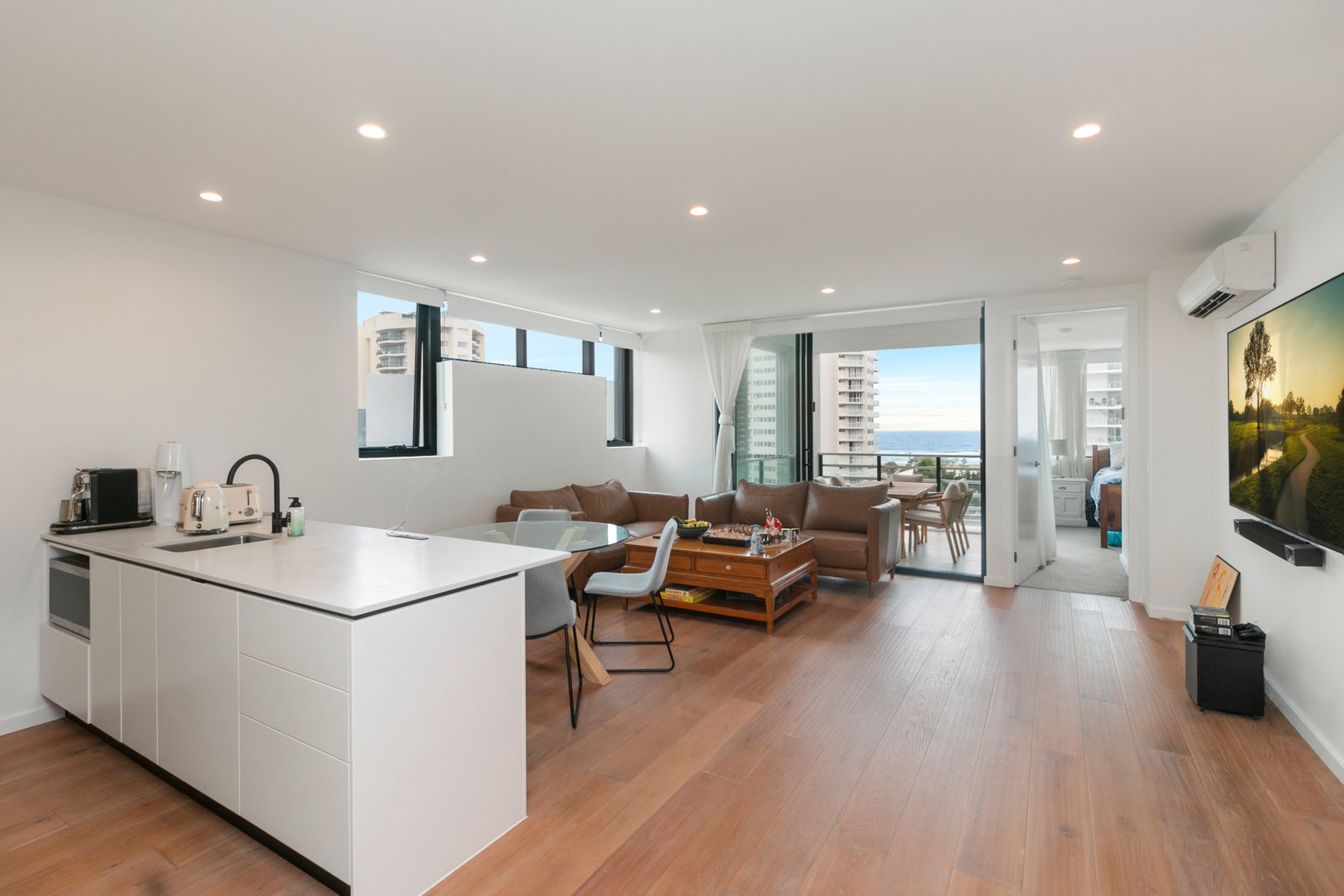 601/13-15 Haig Street COOLANGATTA 4