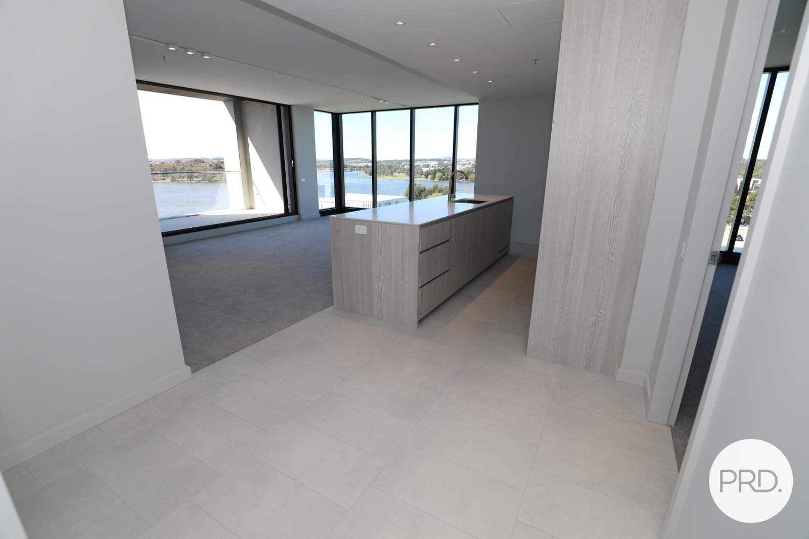 601/161 Emu Bank  BELCONNEN 6