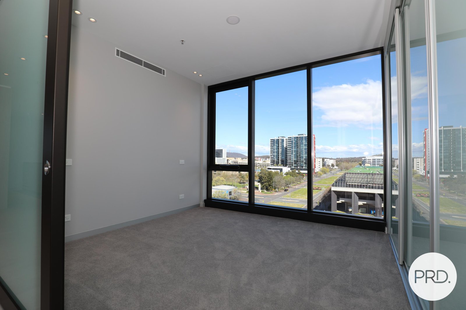 601/161 Emu Bank  BELCONNEN 9