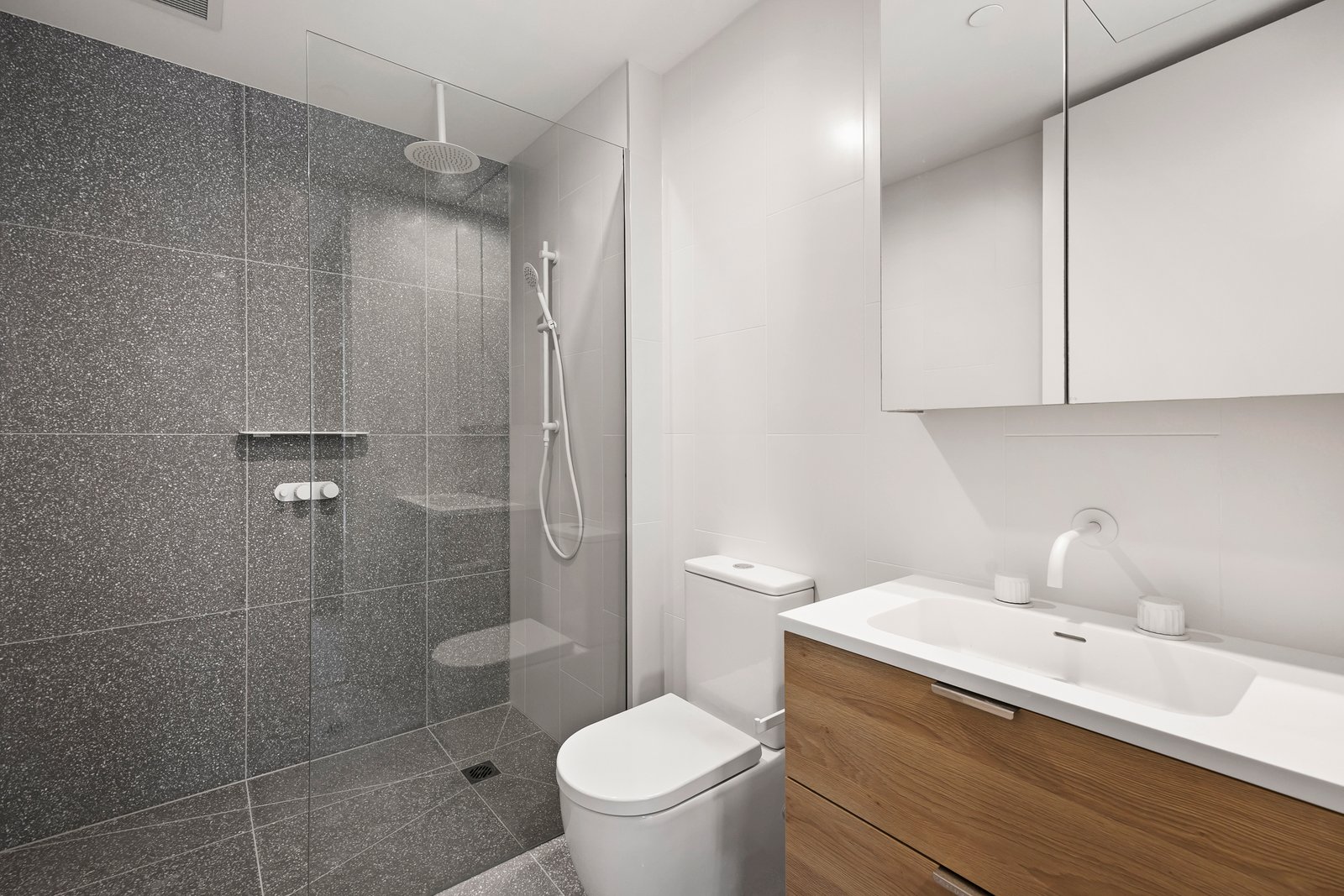 Real Estate and Property in 601/241 Glen Huntly Road, Elsternwick, VIC