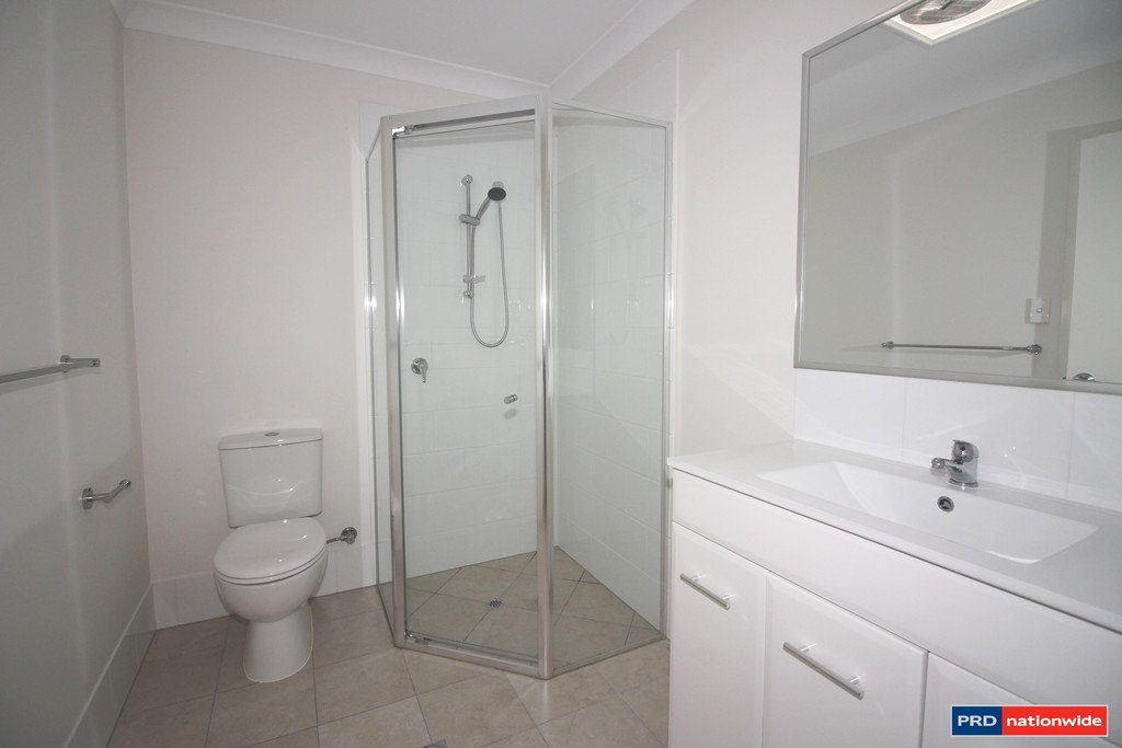 60/125 Franz Road CLAYFIELD 8