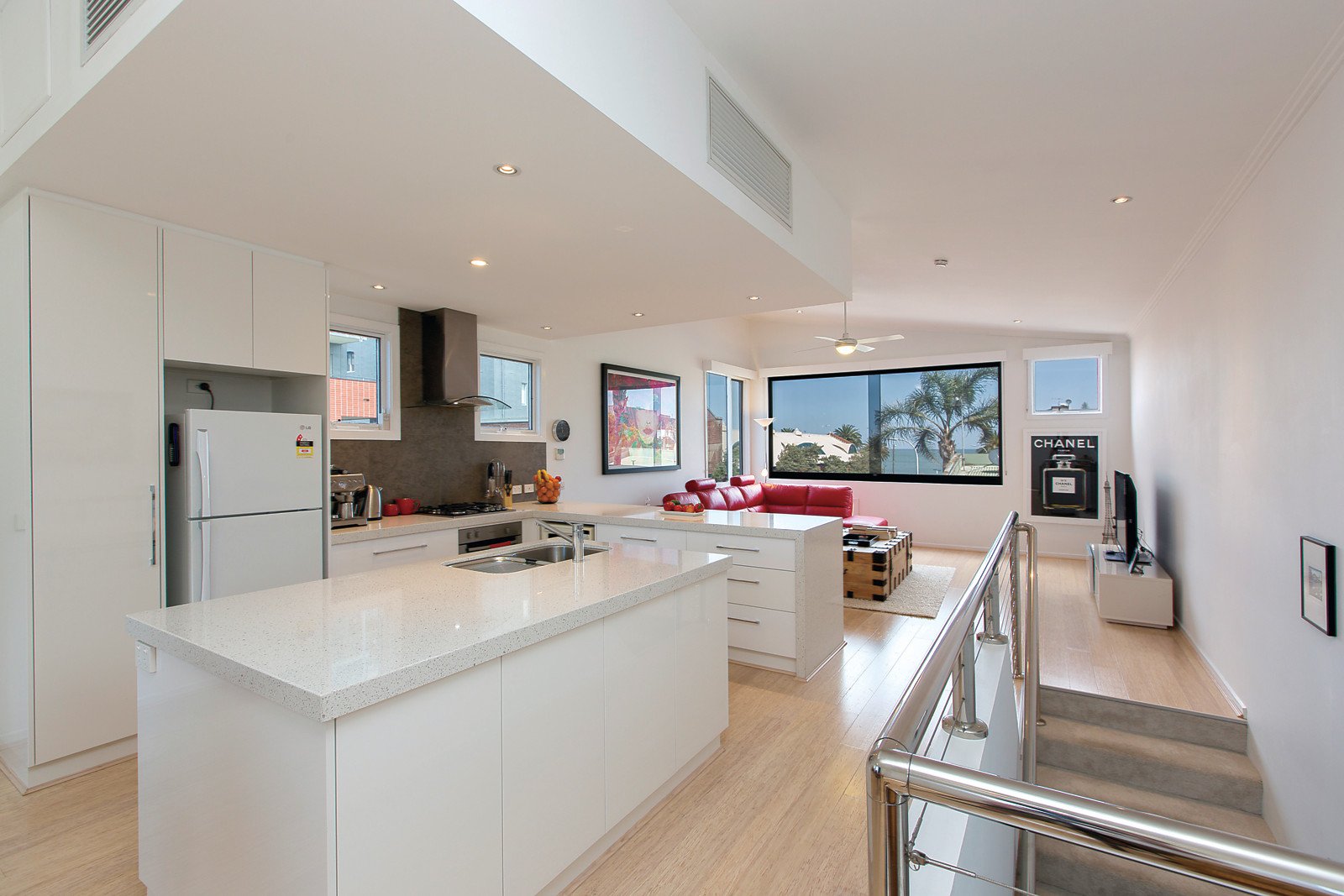 60/15 Beach Street, Port Melbourne, VIC