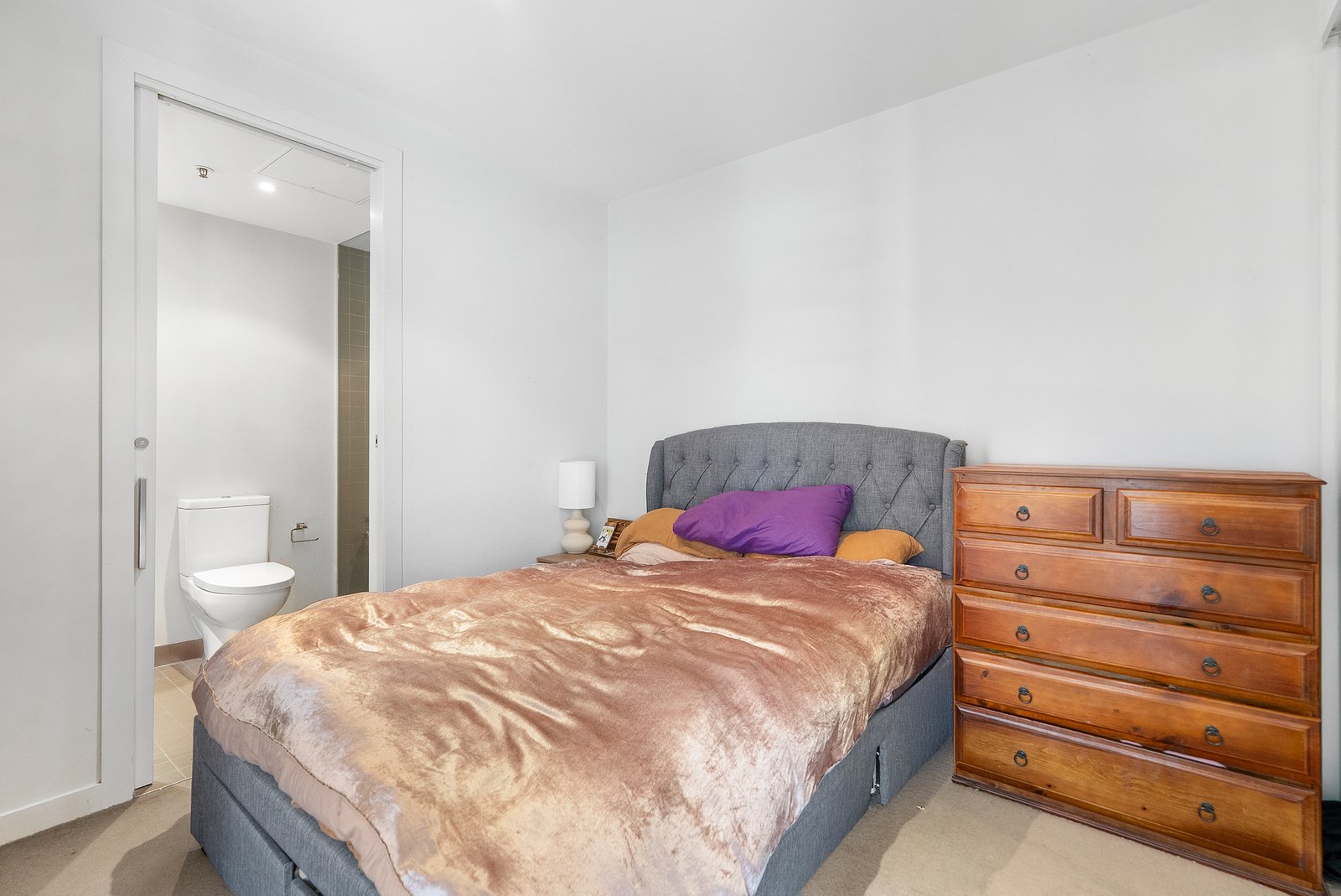 Gallery: 601/50 Claremont Street