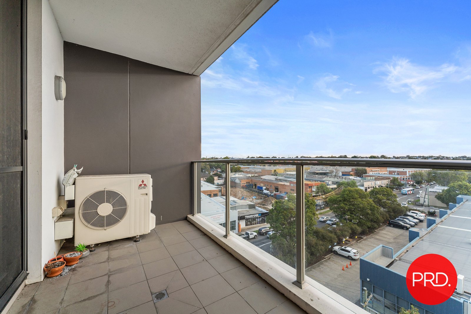 601/70 Charlotte Street CAMPSIE 5