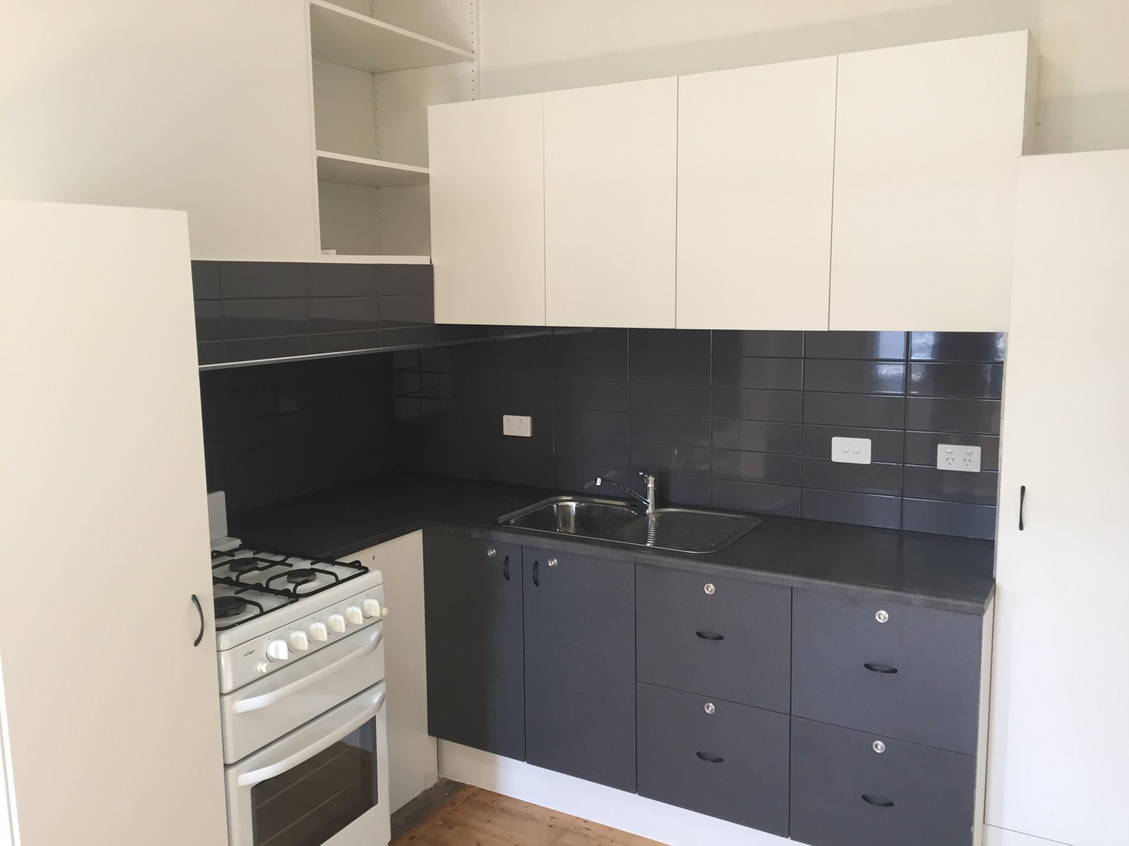 Gallery: 601a Hawthorn Road