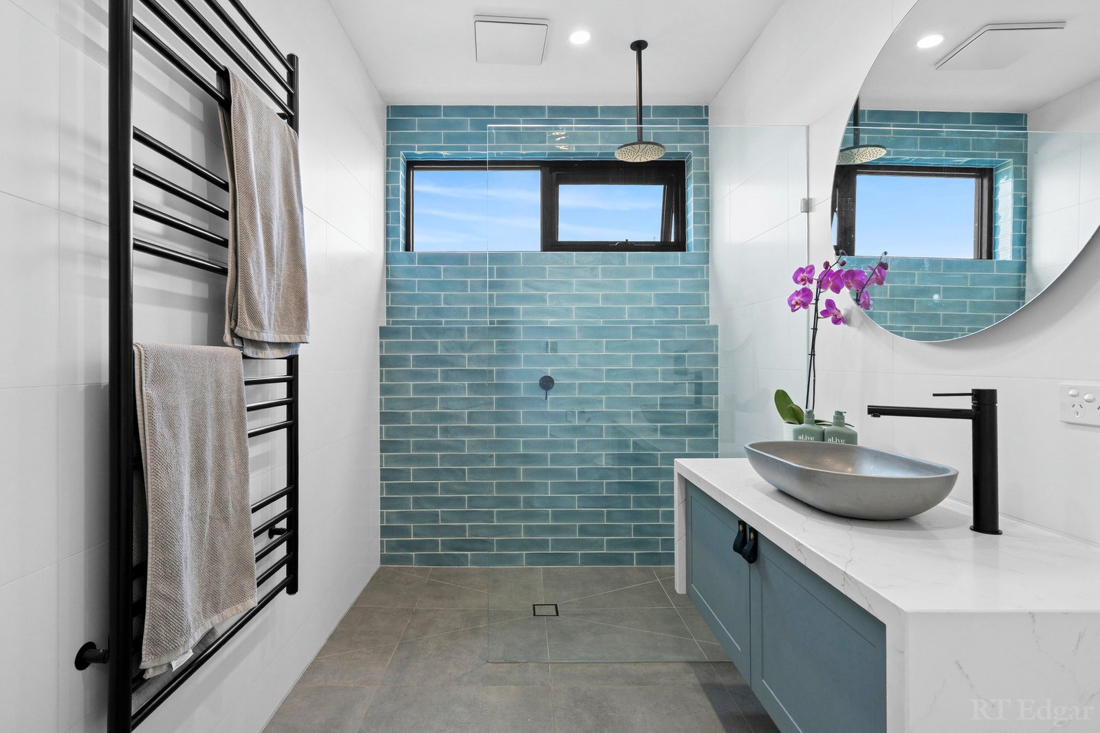 Real Estate and Property in 602-630 Lake Road, Connewarre, VIC