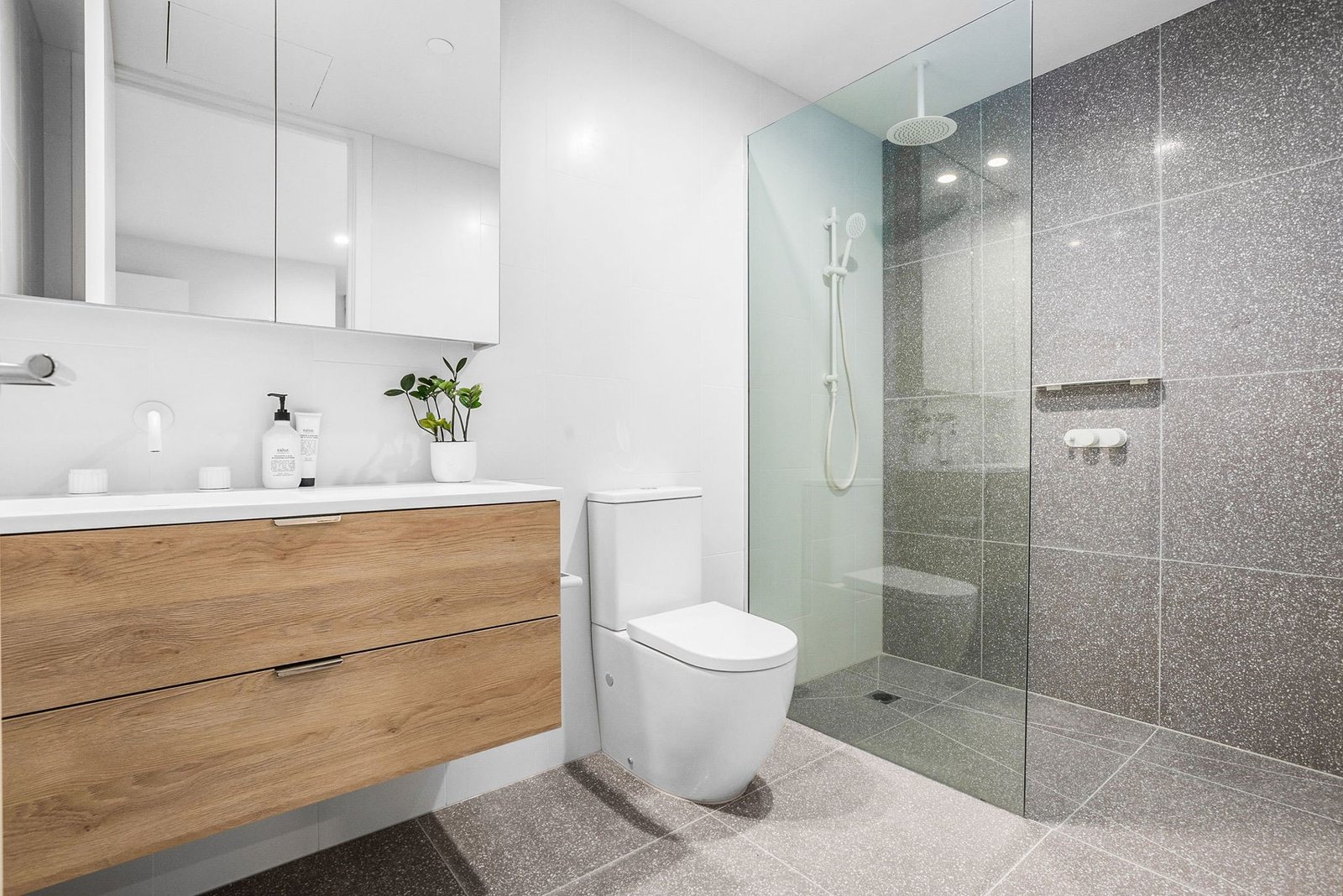 Real Estate and Property in 602/241 Glen Huntly Road, Elsternwick, VIC