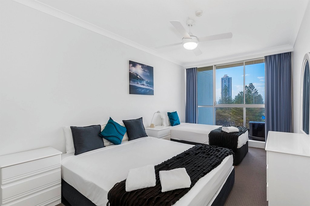 602/3575 Main Beach Parade MAIN BEACH 7