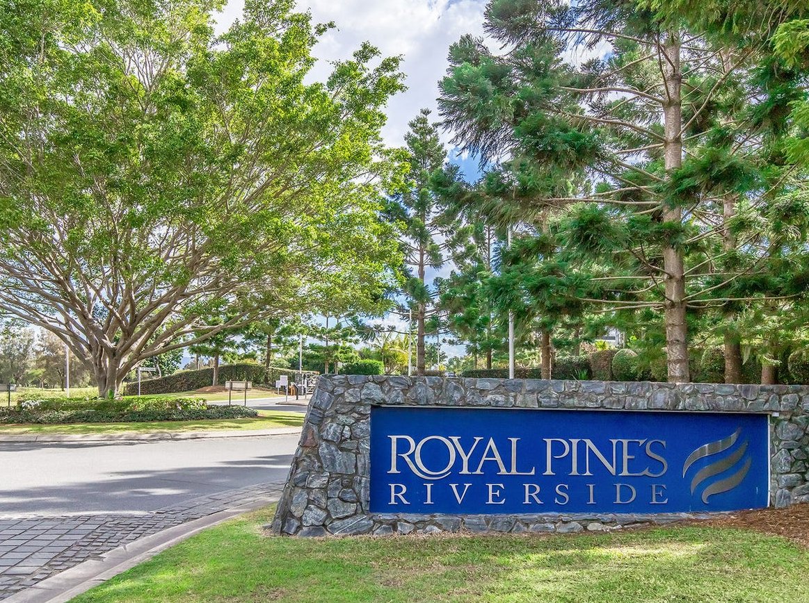 6027B Vista Drive BENOWA 23