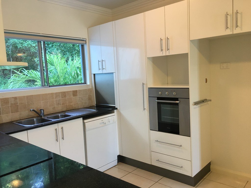 60/3 Deloraine Close CANNONVALE 2