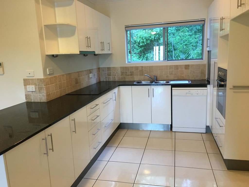 60/3 Deloraine Close CANNONVALE 3