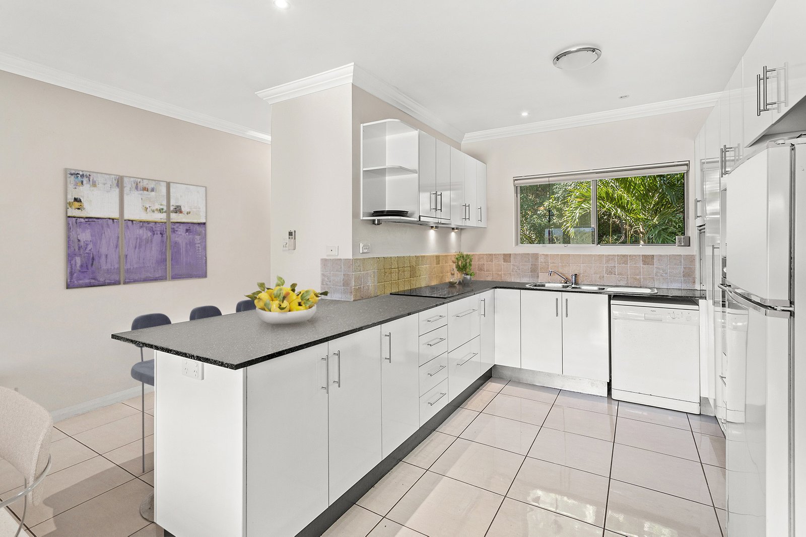 60/3 Deloraine Close CANNONVALE 4