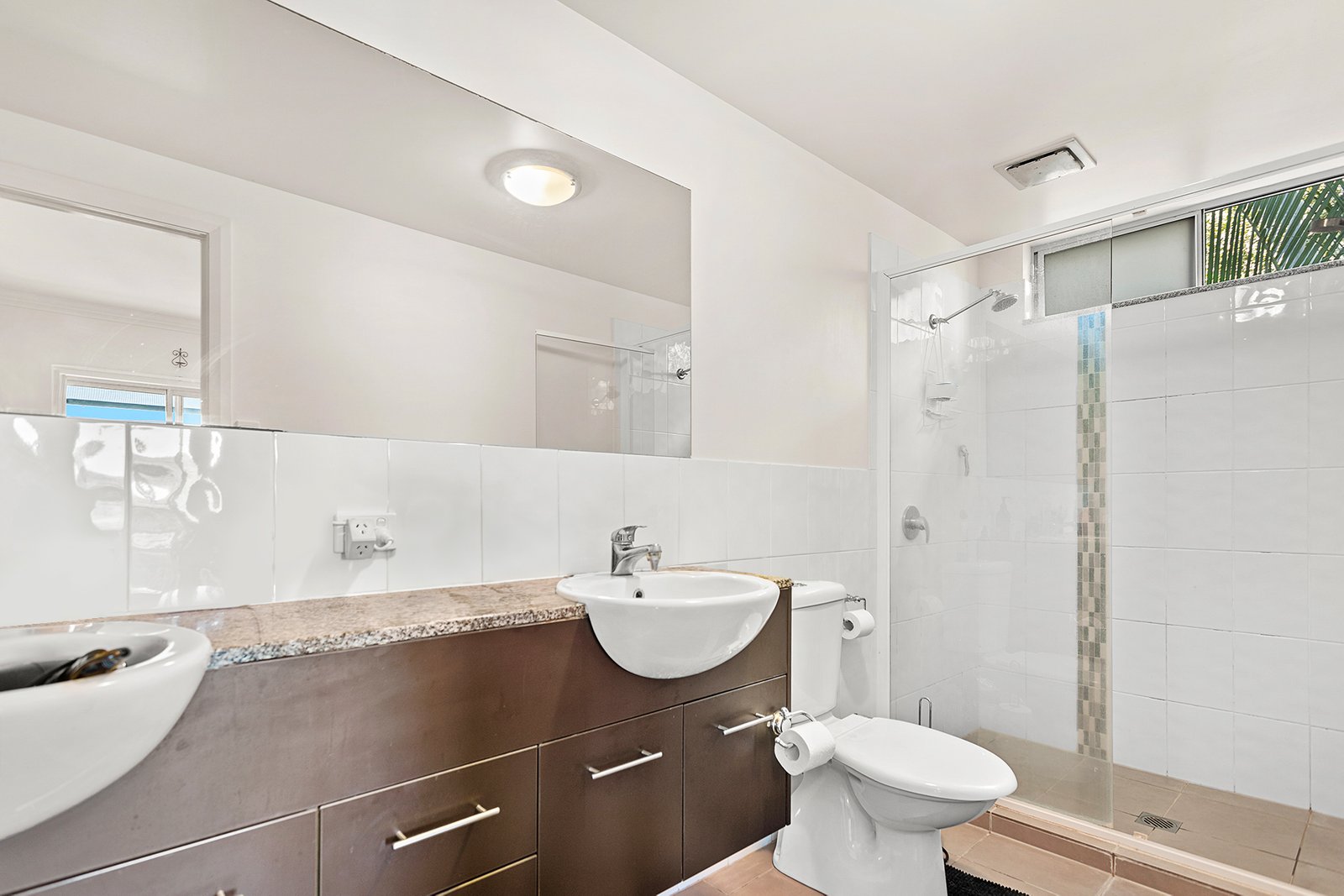 60/3 Deloraine Close CANNONVALE 9