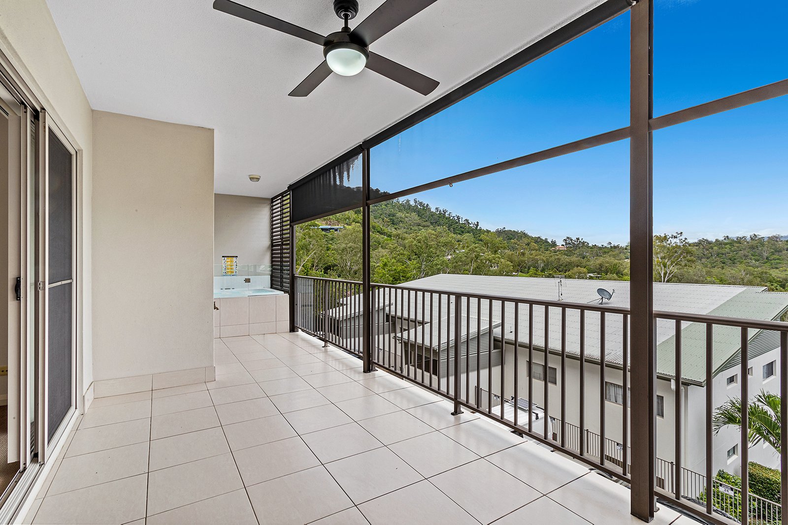 60/3 Deloraine Close CANNONVALE 11