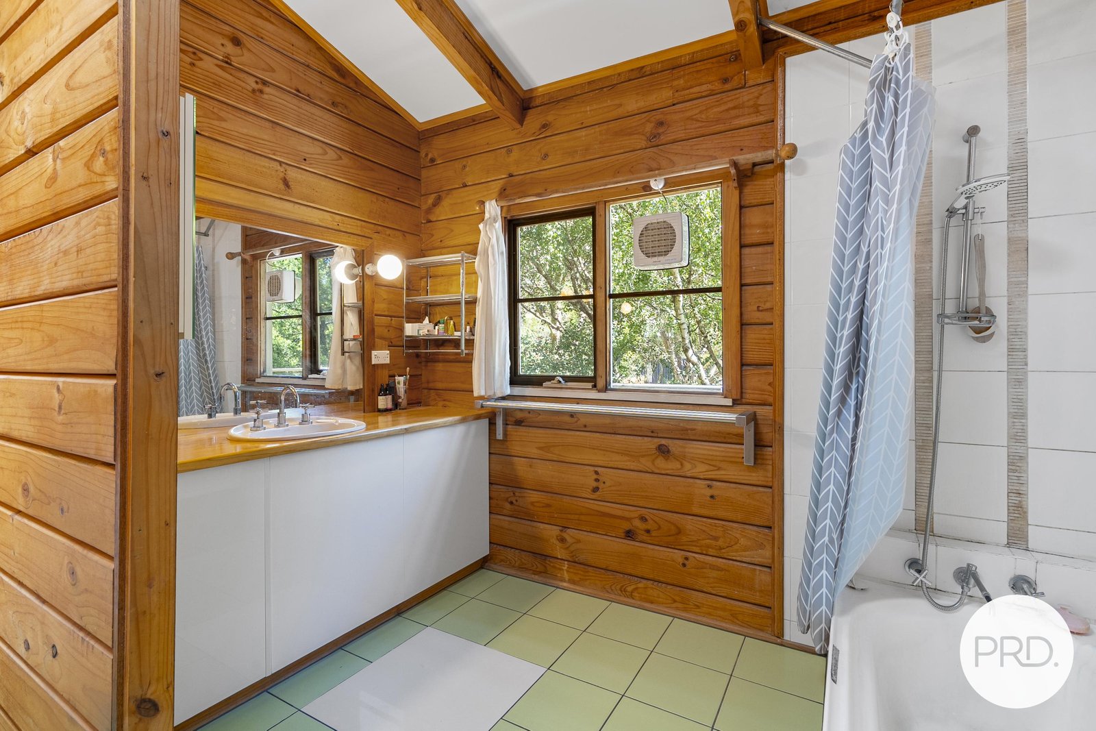 603 Huon Road SOUTH HOBART 17