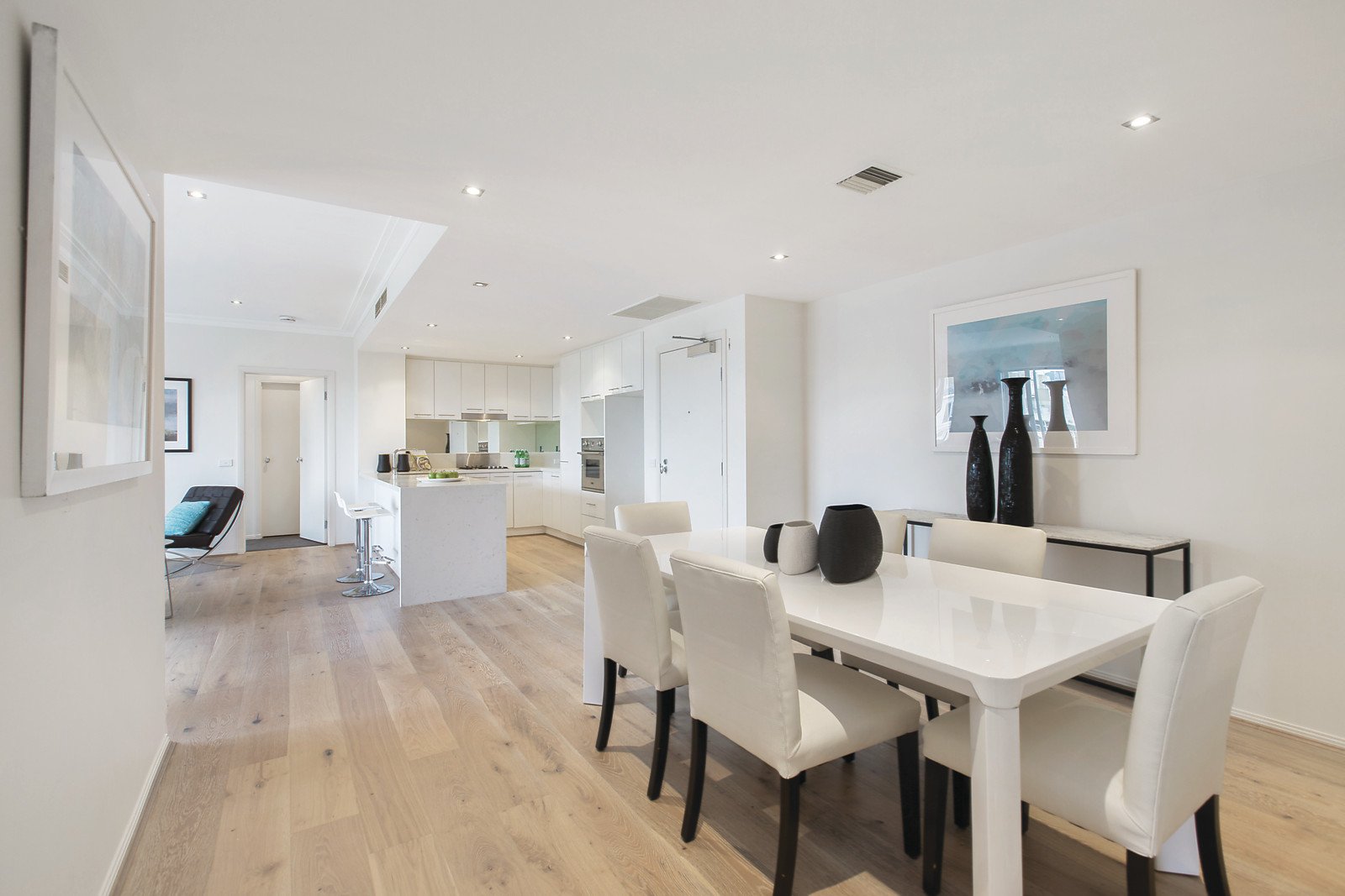 60/3 Seisman Place, Port Melbourne, VIC